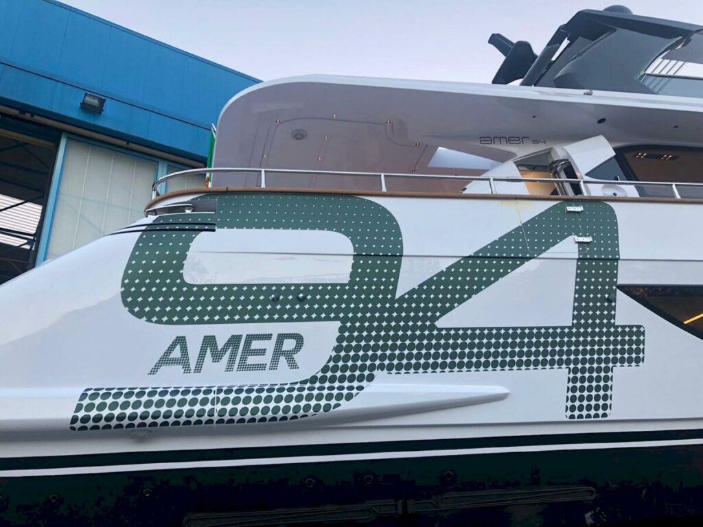 Amer 94’ Twin: varo a Viareggio