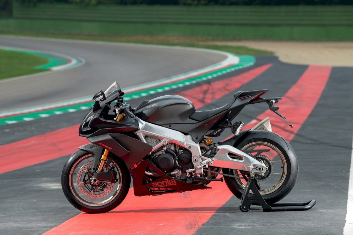 Aprilia RSV4 1100 Factory