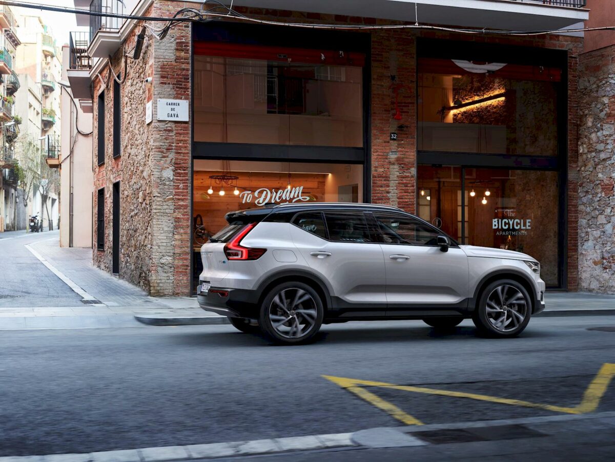 Volvo-XC-40-T5