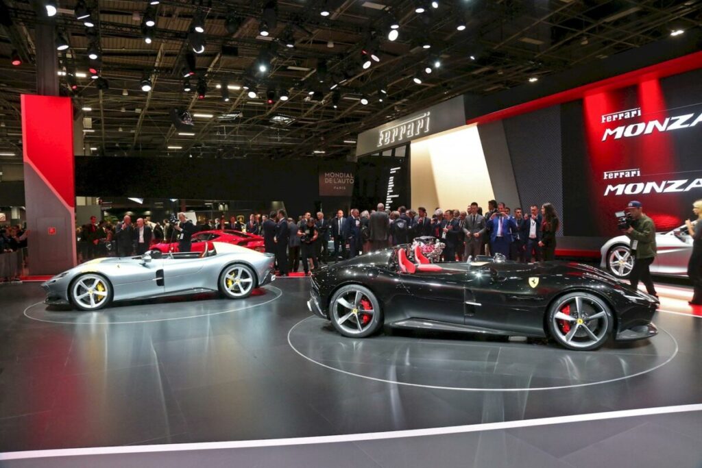 Ferrari Monza SP1 e SP2 al Salone di Parigi