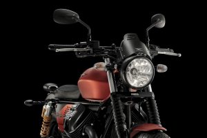 Moto-Guzzi-V9-Bobber-Sport