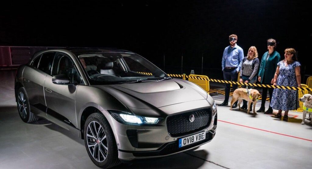 Allarme acustico per veicoli elettrici, il suono sviluppato da Jaguar