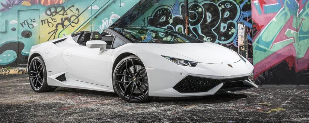 Lamborghini Huracan Spyder: compleanno con ‘regalino’ per Fedez