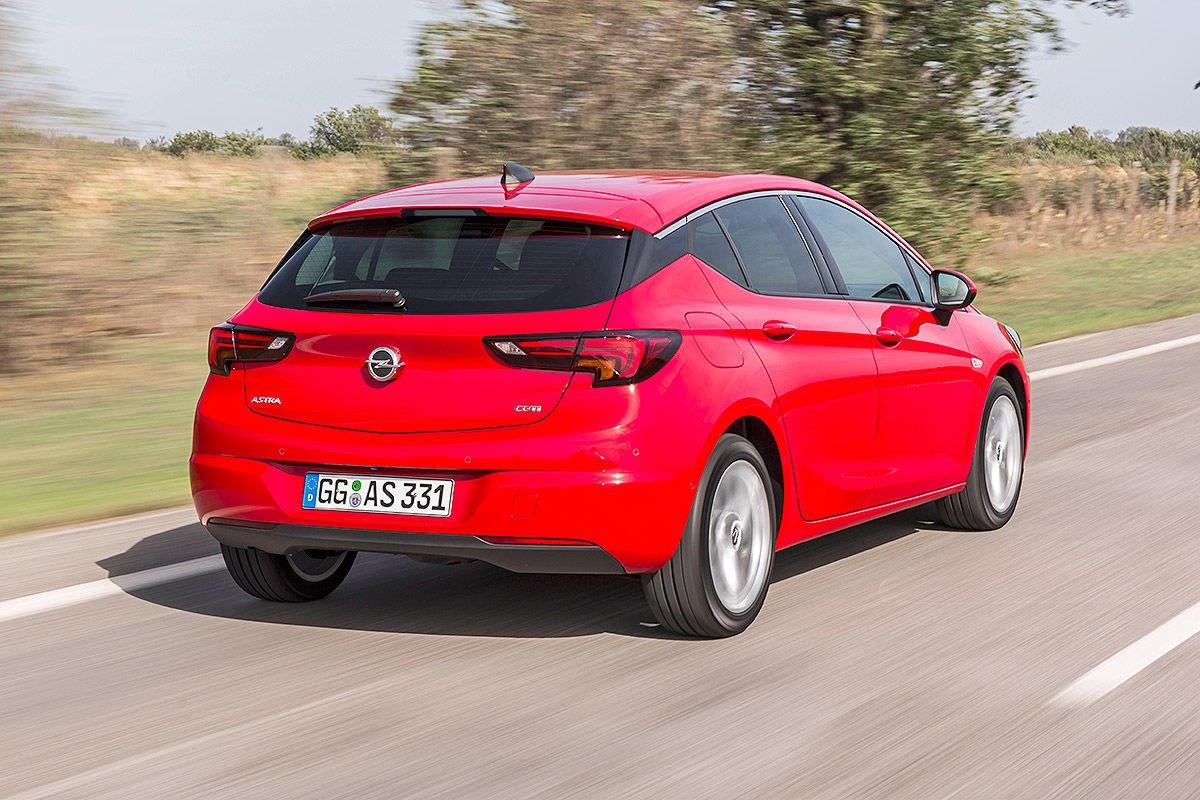 Opel Astra ecoM