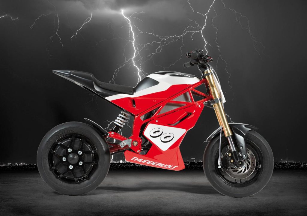 ThunderVolt NK-E, pit-bike elettrica per divertirsi in pista