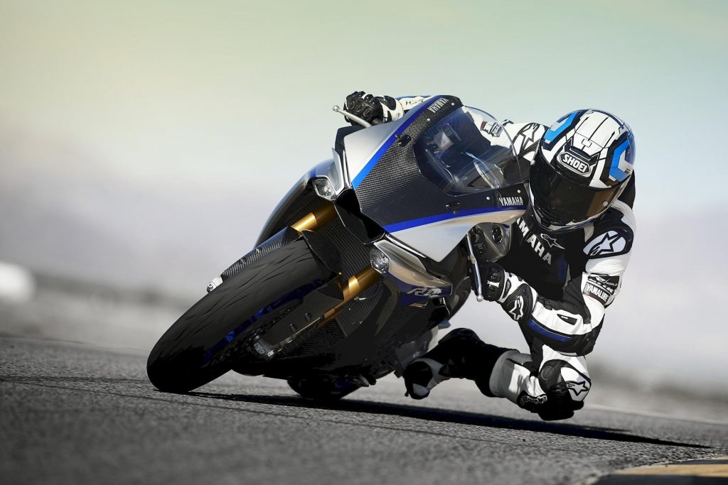 Yamaha Racing Experience 2020: evento per i piloti YZF-R1M