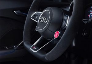 nuova-Audi-TT_RS_Coupe-volante