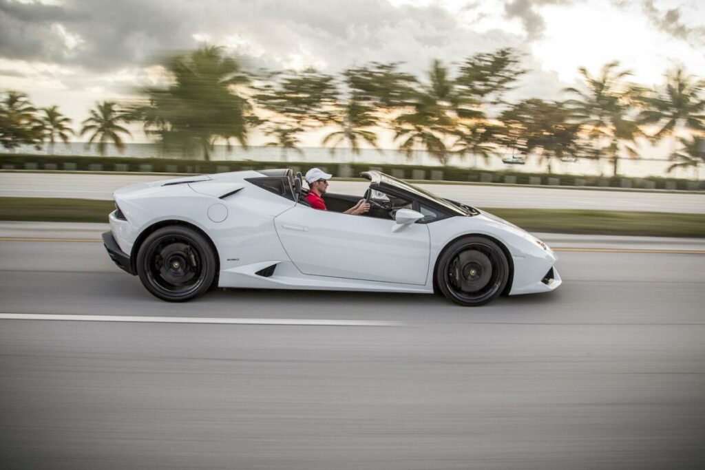 Huracan Spyder, la Lamborghini che ha messo nei guai l’attore Alex Belli