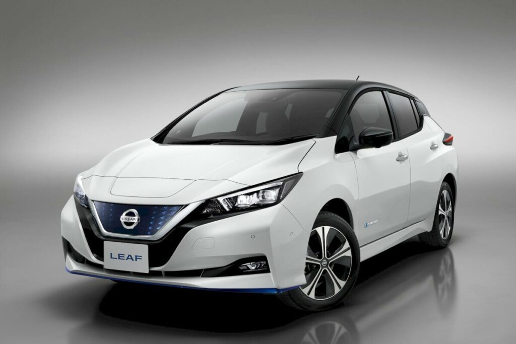 Nissan Leaf 2019: prezzo e listino