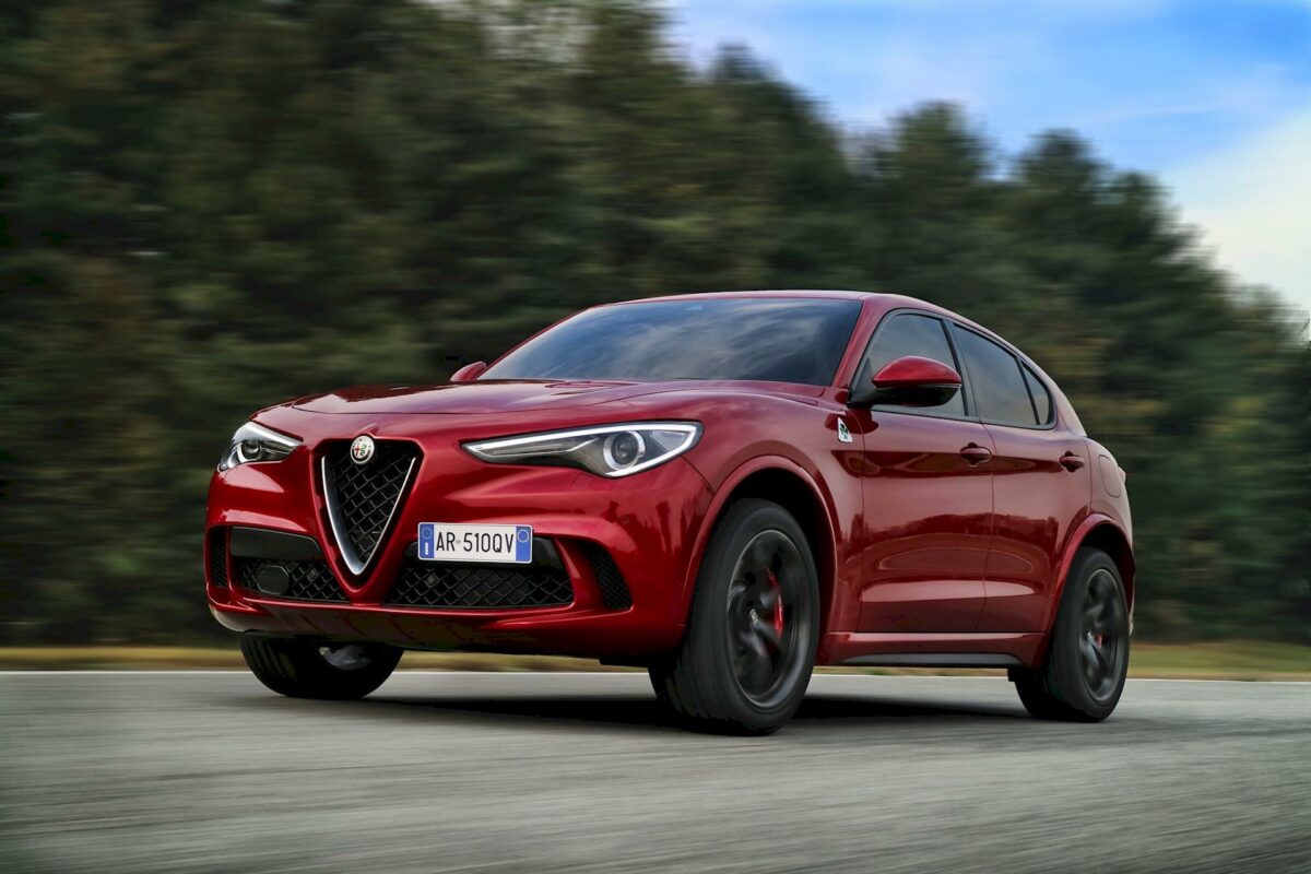 Alfa Romeo Stelvio Quadrifoglio 03