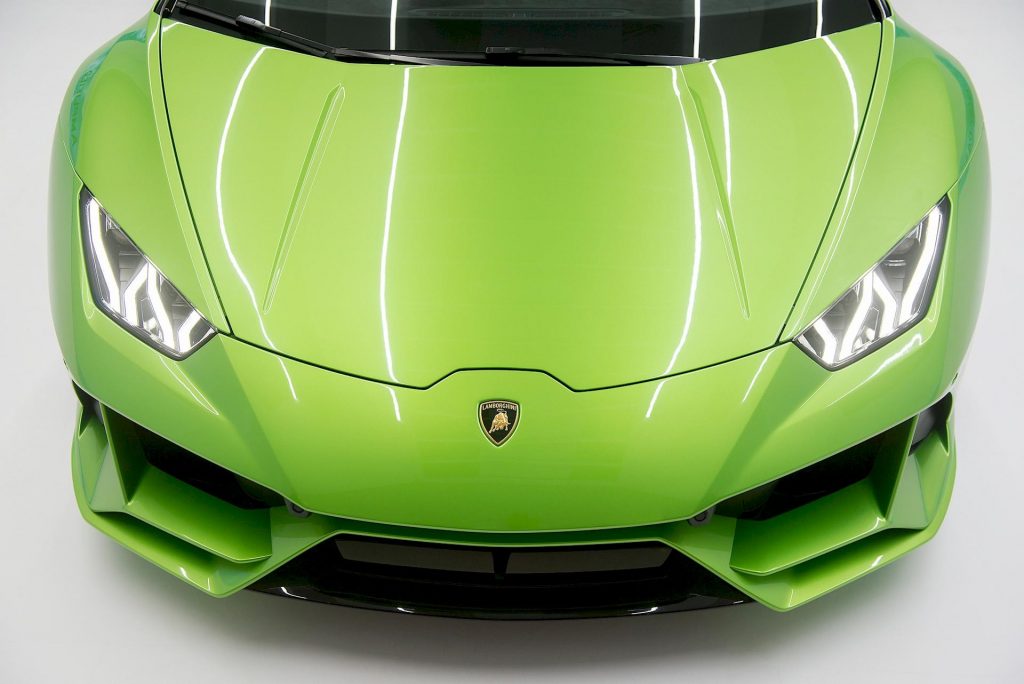 Lamborghini Huracan EVO Spyder alla Milano Design Week