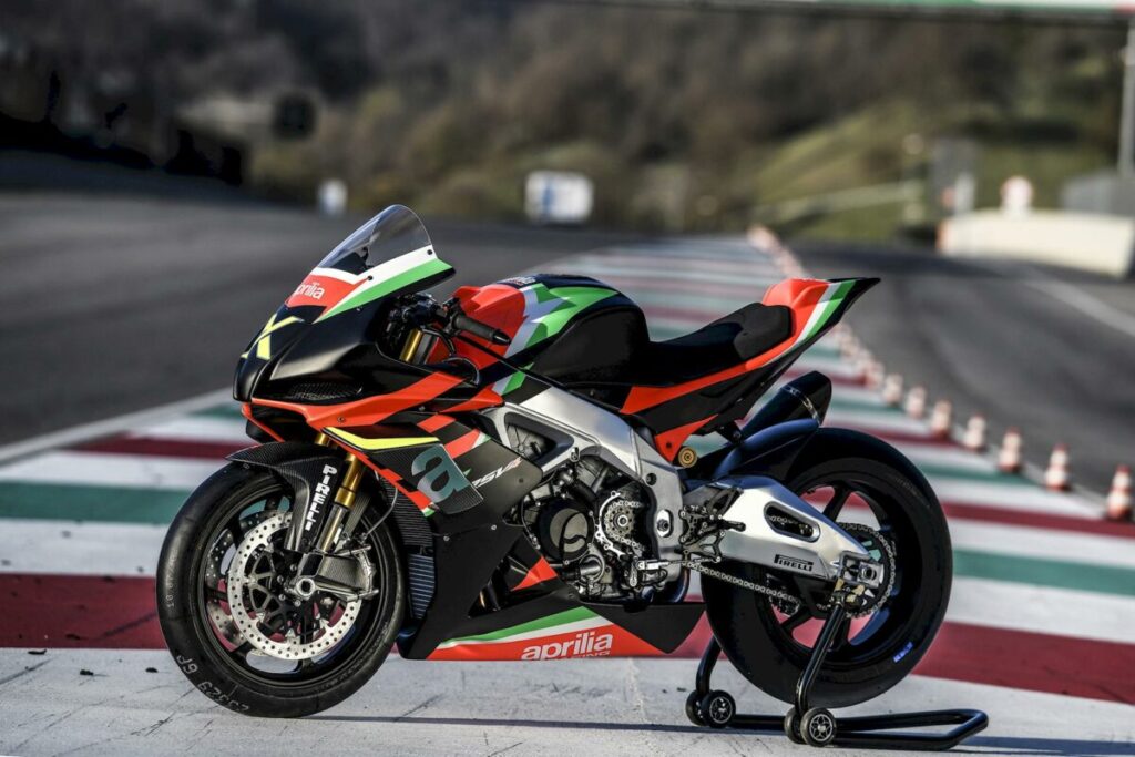 Aprilia RSV4 X: ne volevi una? Troppo tardi, è sold-out