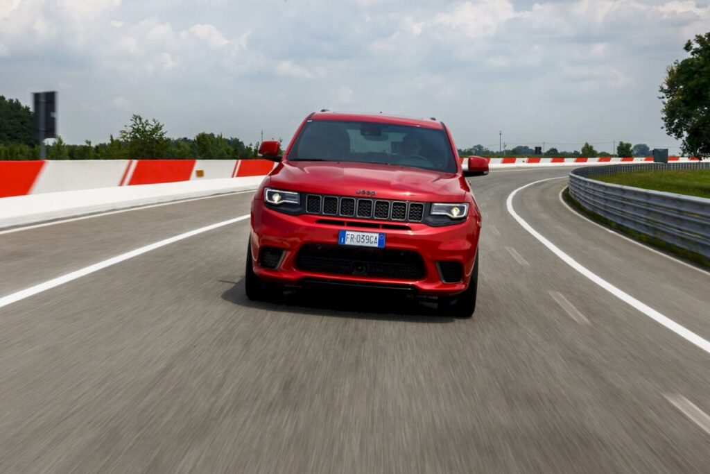 Jeep Grand Cherokee Trackhawk: V8 6,2 litri da 710 CV in prova a Balocco