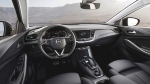 Opel Grandland X Hybrid4