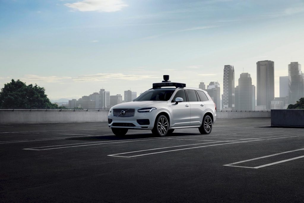 Volvo XC90 a guida autonoma con Uber