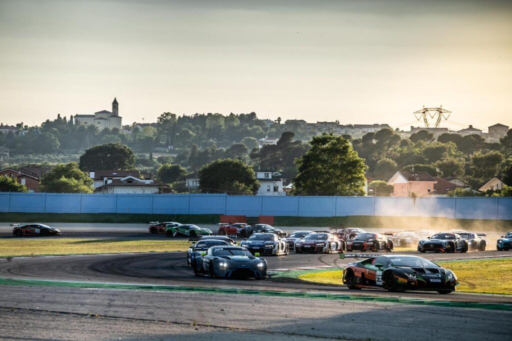 Oppo Lamborghini Super Trofeo 2019: adrenalina, velocità e potenza