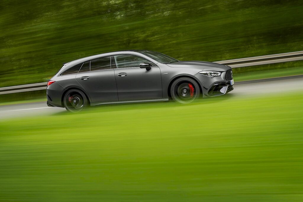 Mercedes-AMG CLA Shooting Brake 45s 4MATIC+: 2 litri da 421 CV