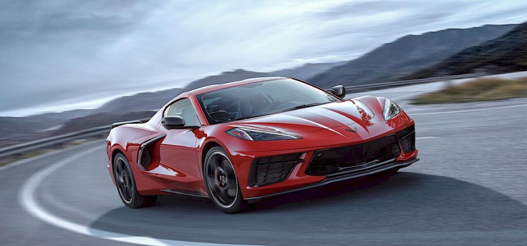 Chevrolet Corvette Stingray 2020: V8 da 502 CV