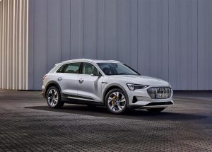 Nuova Audi e-tron 50 quattro