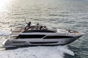 Riva 90 Argo (Large)