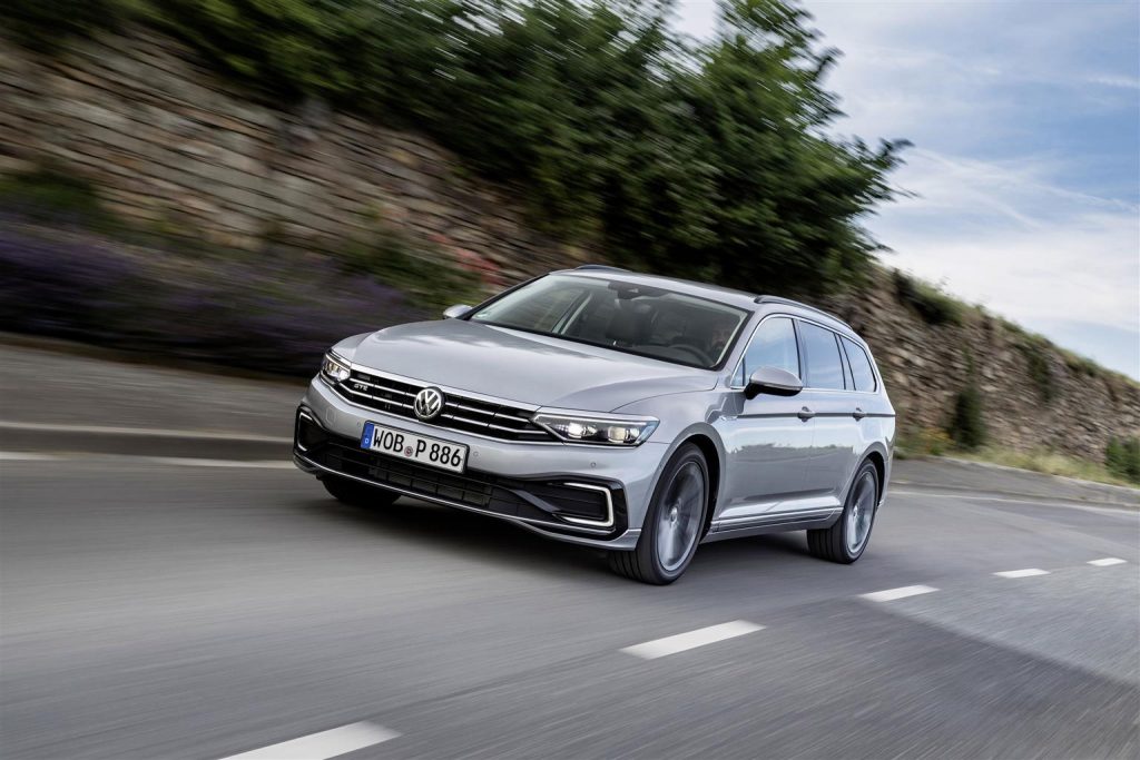 Nuova Volkswagen Passat GTE: ancora più autonomia per l’ibrida plug-in