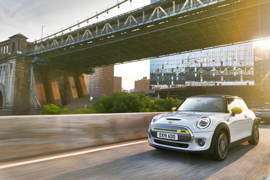 Salone Auto Francoforte 2019 Mini: la nuova Cooper SE