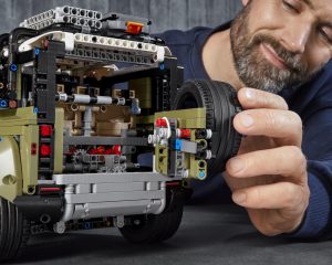 Land Rover Defender Lego (1)