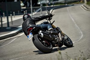 Ducati Monster 1200 S Black on Black