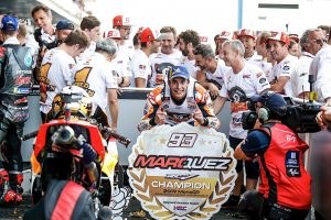 MotoGP, Marquez conquista l'8° mondiale e insidia i 9 titoli di Rossi