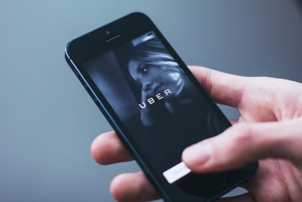 Uber: più sicurezza in Italia per passeggeri e autisti grazie all’app