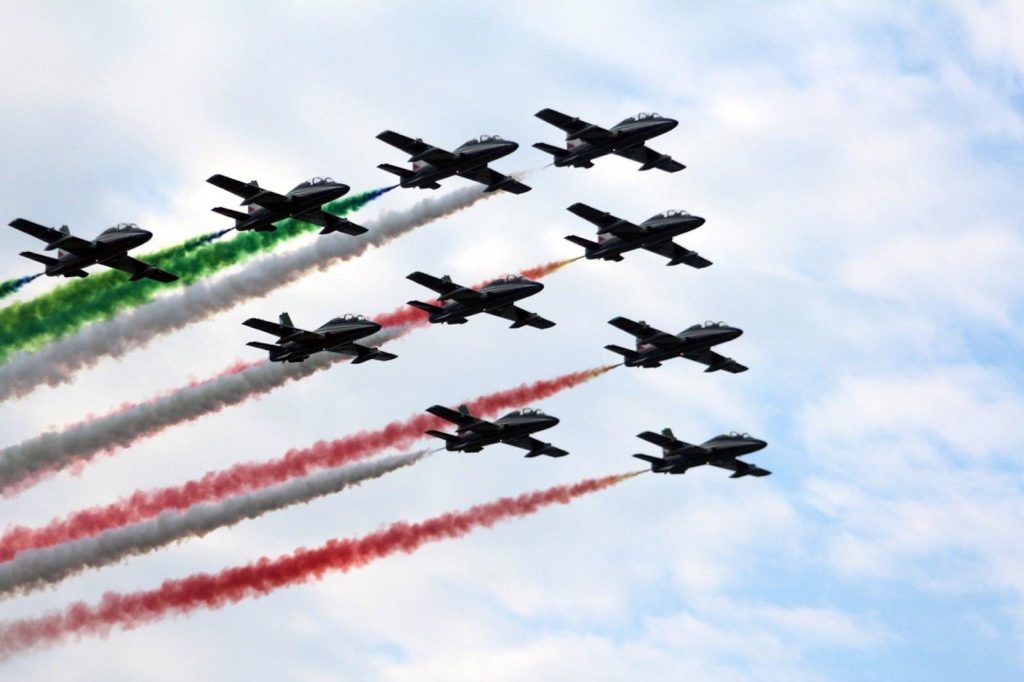 Frecce Tricolori a Milano: le foto più belle della giornata
