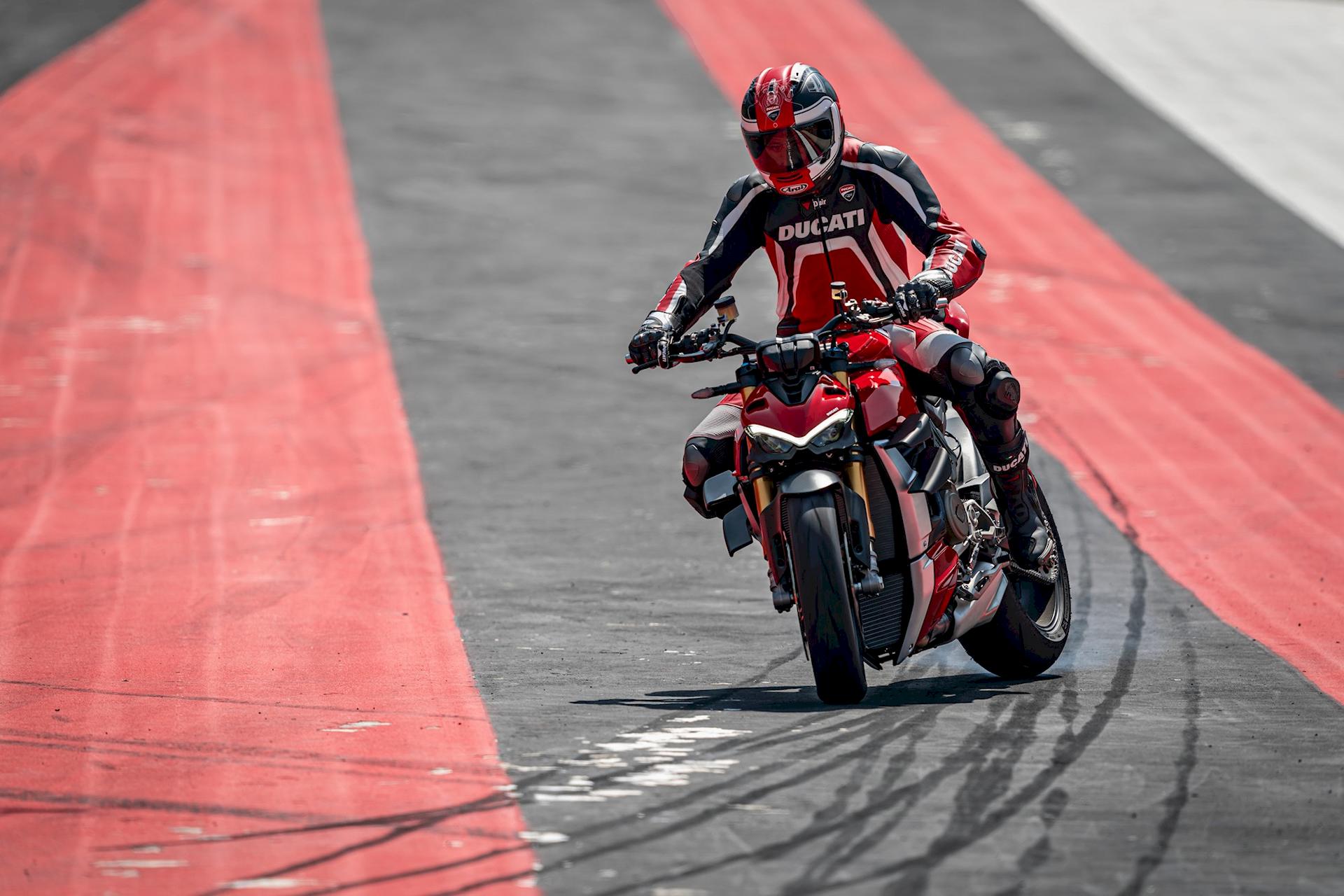 Ducati Streetfighter V4 S 2020
