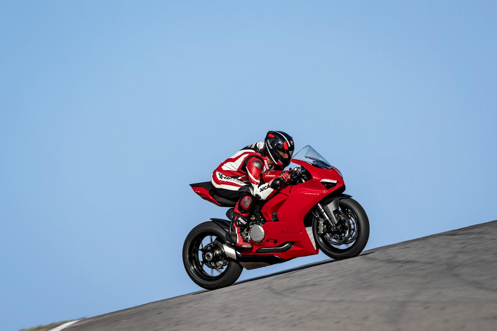 Ducati Panigale V2 2020