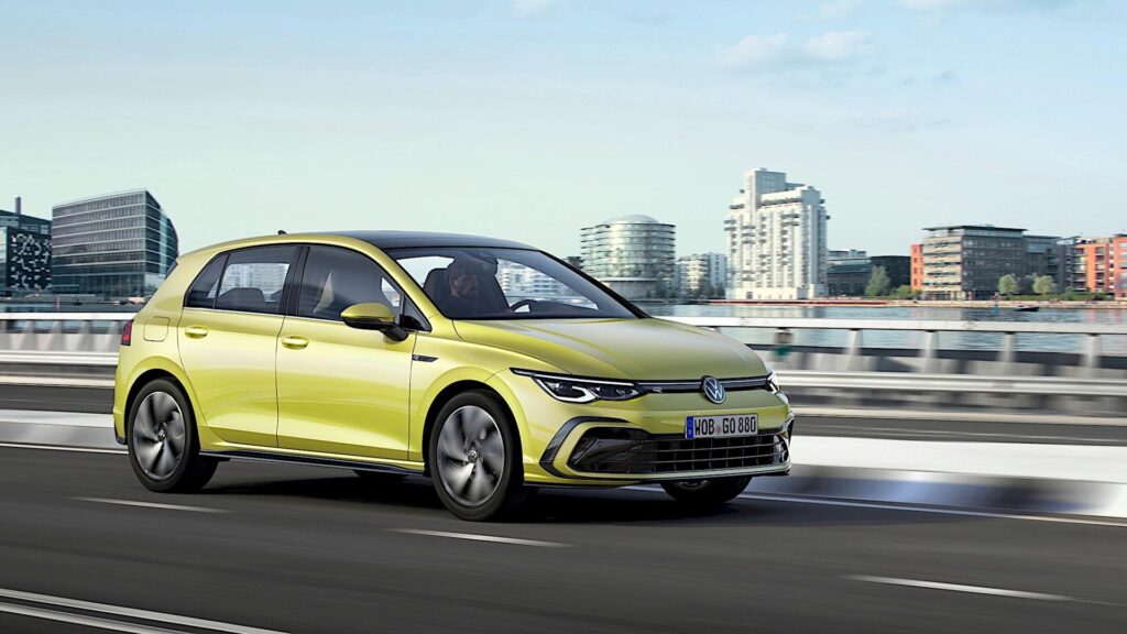 Volkswagen Golf: immagini e dettagli della nuova generazione