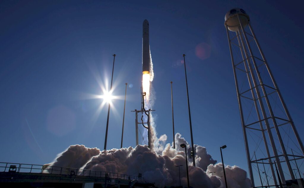 Lamborghini nello spazio: ricerca a bordo della Stazione Spaziale Internazionale ISS