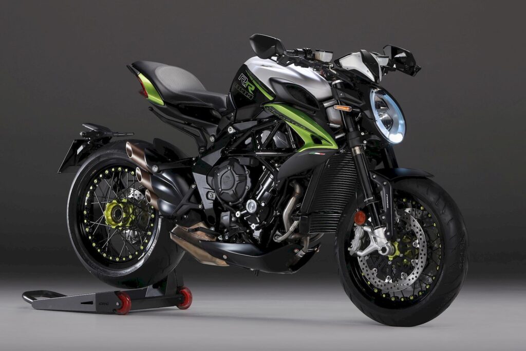 MV Agusta Dragster 800 RR SCS: prezzo e dati della naked da sparo