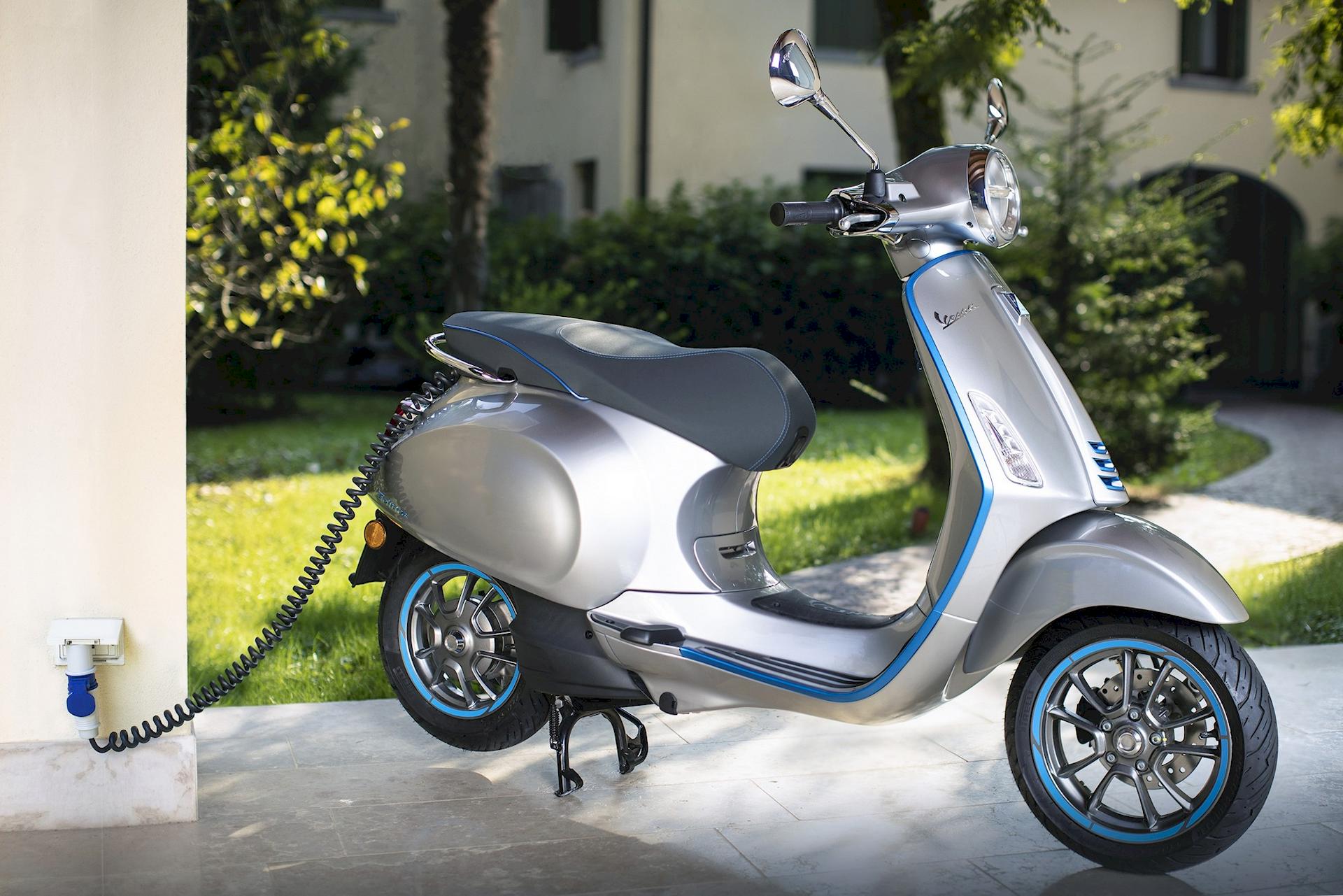 Vespa Elettrica 70 kmh 2020