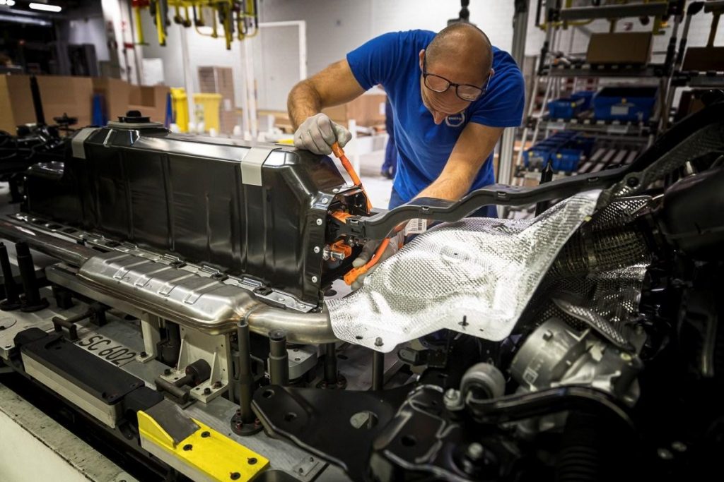 Volvo userà blockchain per tracciare il cobalto nelle batterie delle auto