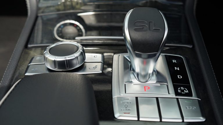 La Crisi dei Semiconduttori segna l'inferiorità dell'auto rispetto ai PV