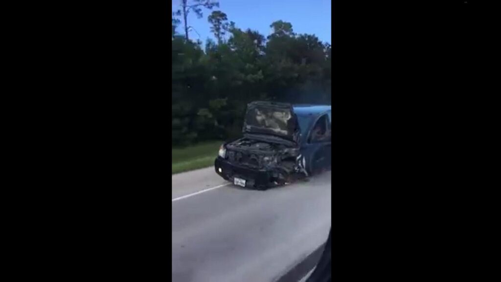 Guida auto incidentata senza una ruota