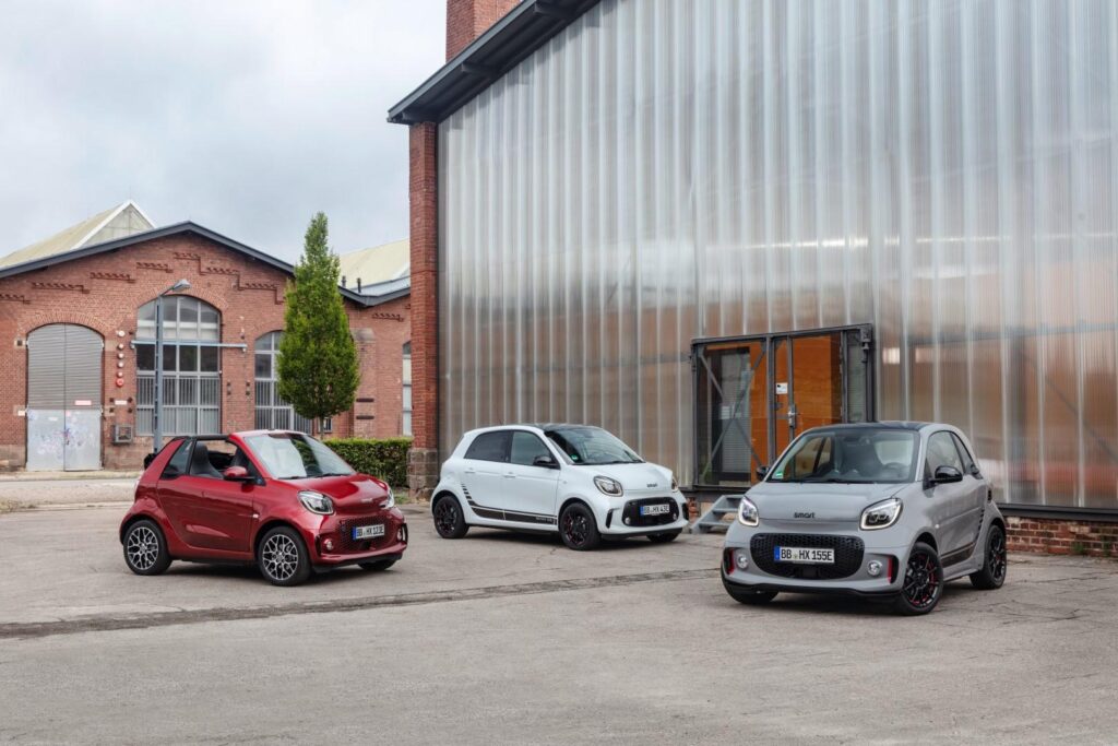 Smart elettrica 2020: prezzi e allestimenti di fortwo coupé, cabrio e forfour