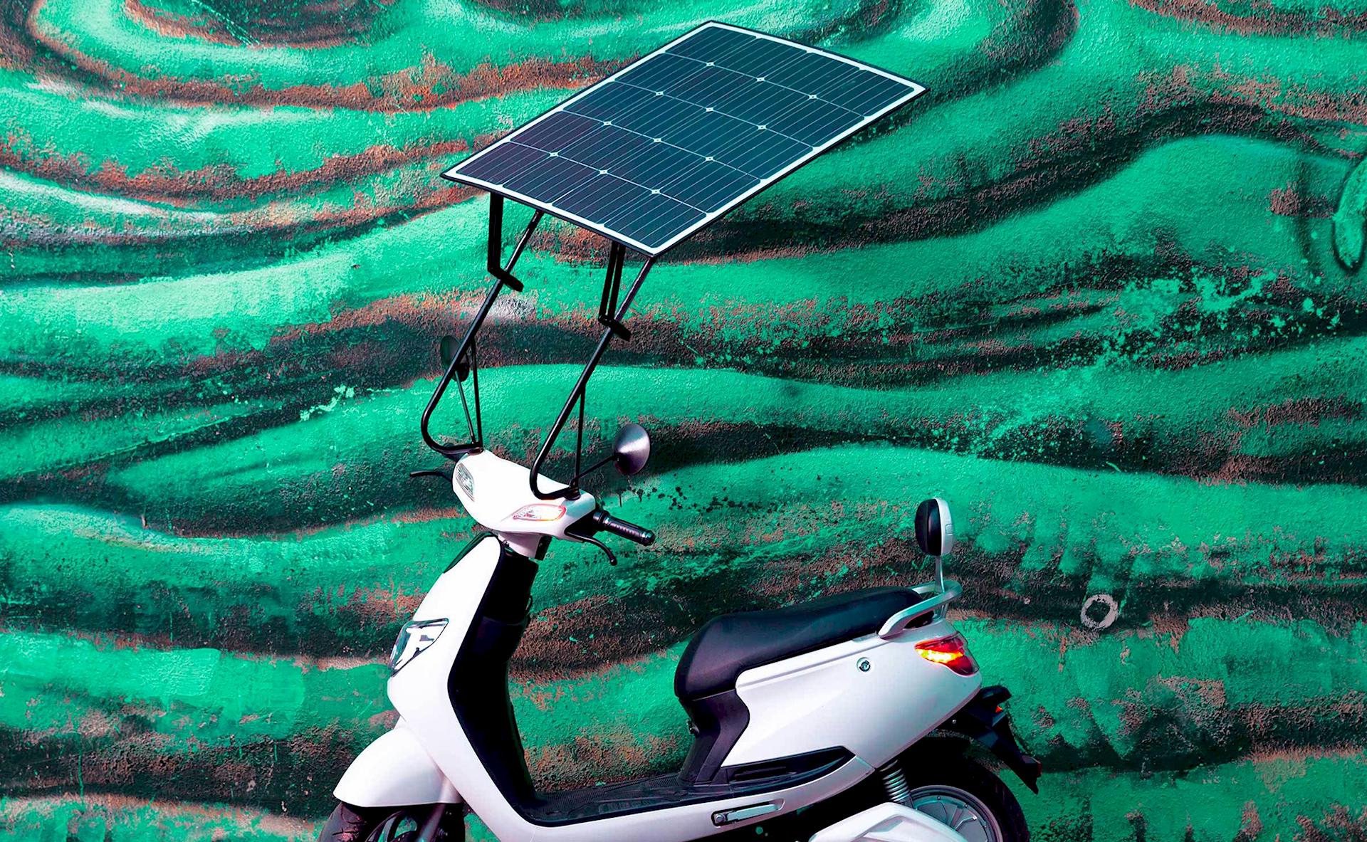 MotoSola MS125 scooter elettrico a pennelli solari