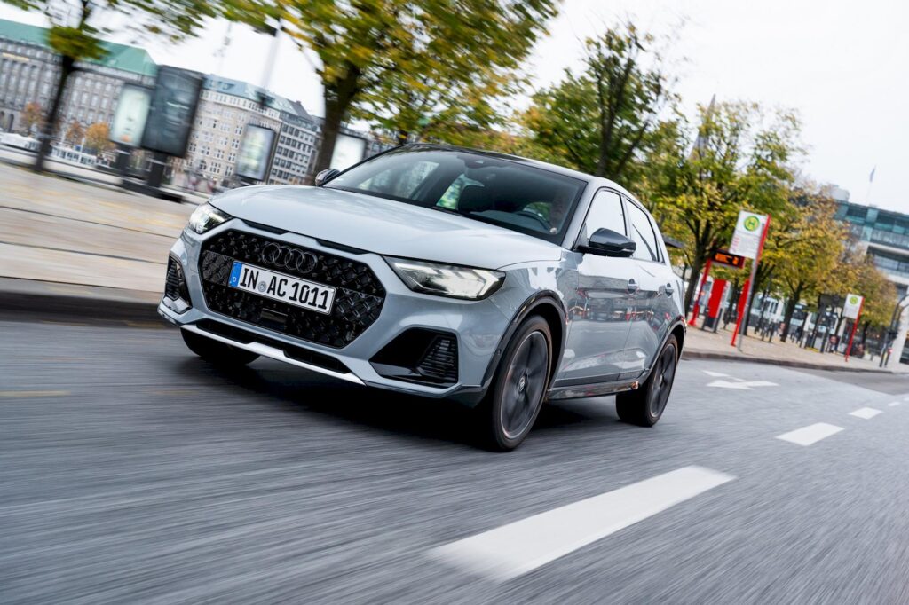 Audi A1 2020: Sportback e Citycarver nelle versioni Identity