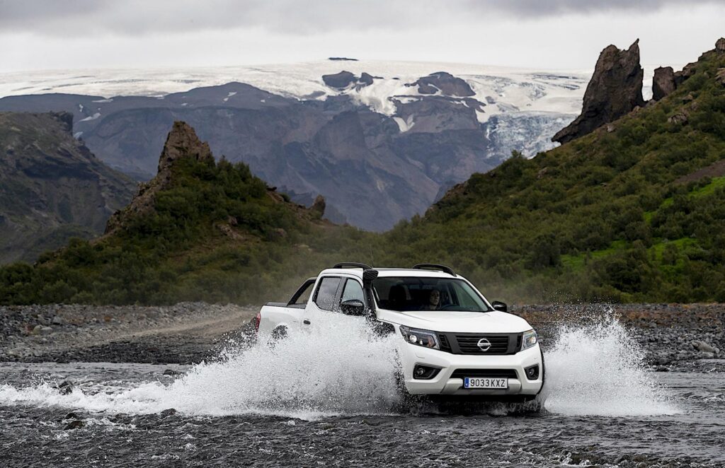 Nissan Navara OFF-ROADER AT32: le caratteristiche del nuovo pick-up