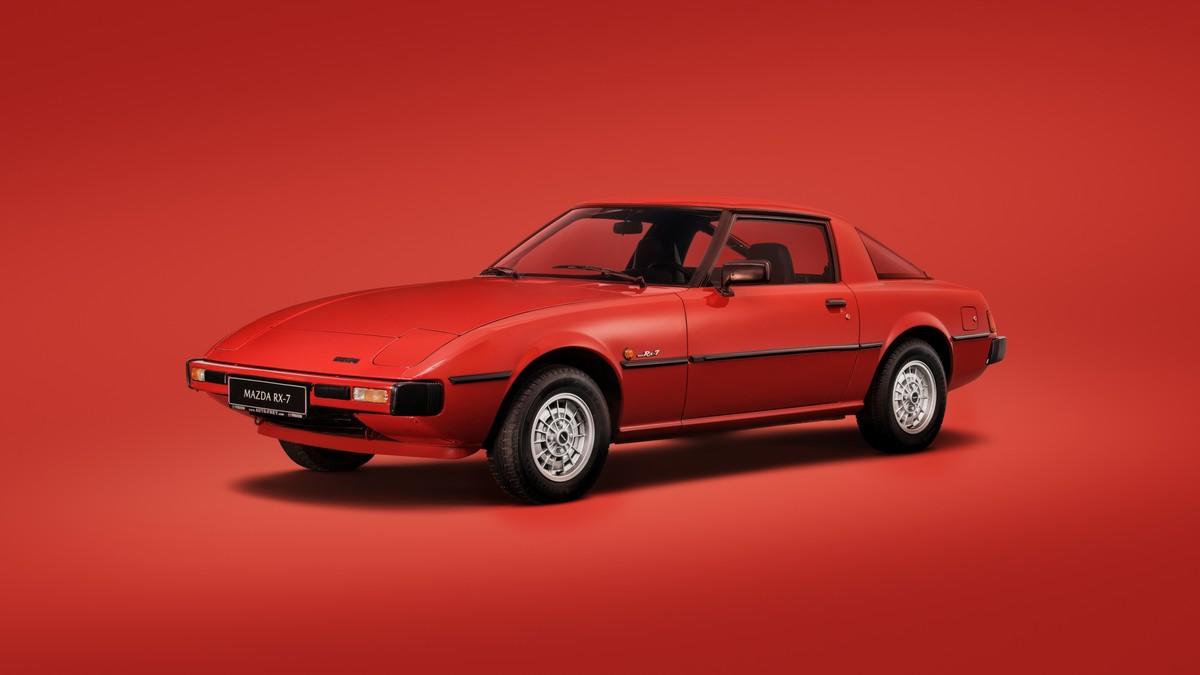 Mazda 100 anniversario