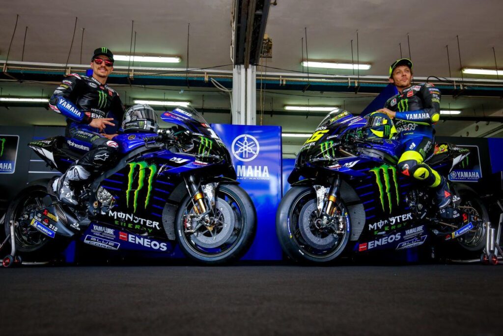 Yamaha MotoGP 2020, Rossi e Vinales svelano la livrea della M1