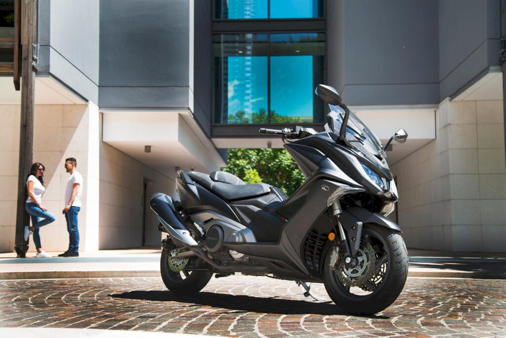 Kymco AK 550 ABS MY 2020: prezzo, dati, caratteristiche e disponibilità