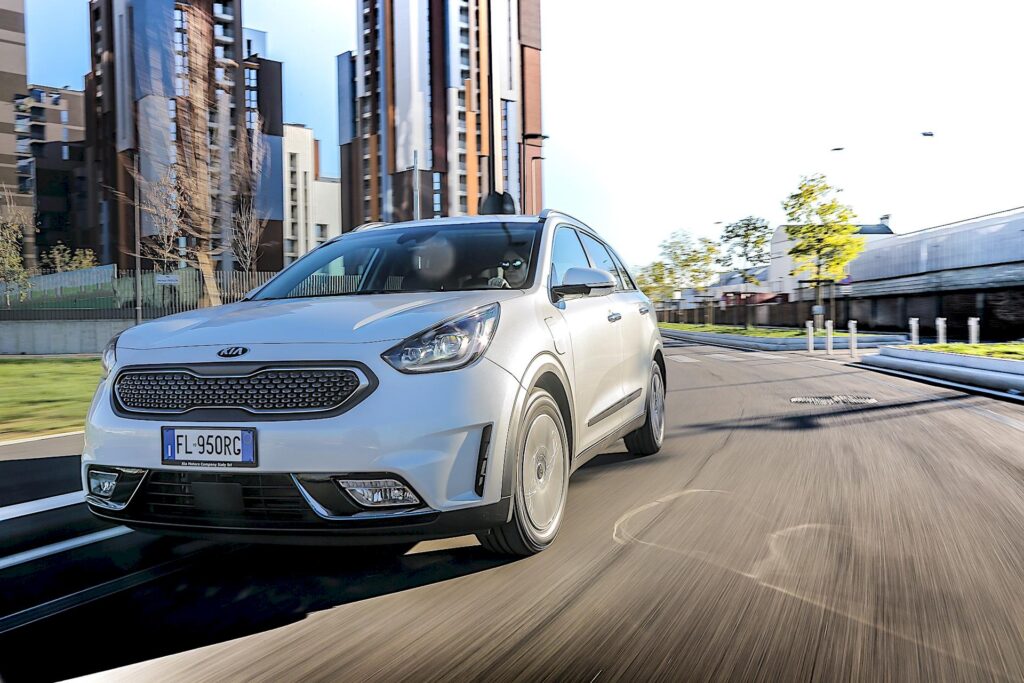 Kia Niro Plug-in Hybrid, ibrida con la spina [Test Drive]