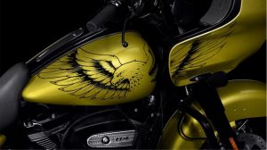 01_Harley-Davidson_Road_Glide_Special_Eagle_Eye_2020
