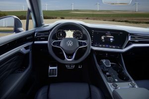 Volkswagen Touareg R 2020